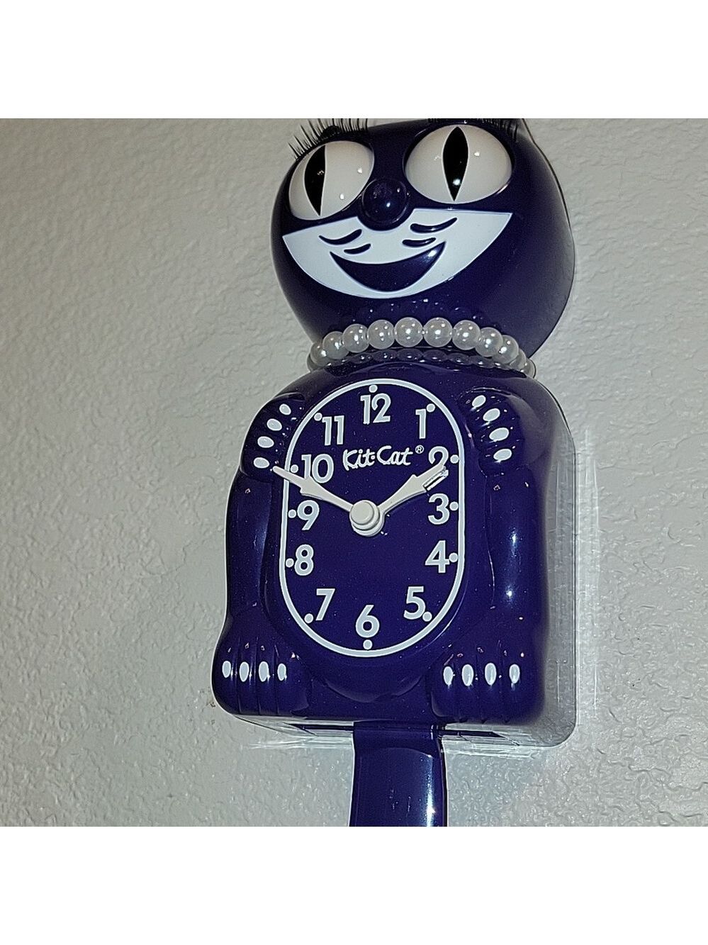 RETIRED Urban Outfitters Ultra Violet Lady KIT-CAT CLOCK LAST ONE! - Picture 5 of 5